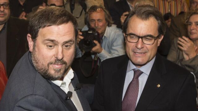 El líder de ERC, Oriol Junqueras, junto al presidente de la Generalitat, Artur Mas