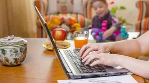 Trabajar desde casa es bueno para ti... y para tu jefe
