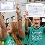 «Resulta significativo que los sindicatos que están detrás de estas camisetas sean los mismos que han apoyado la destrucción del sistema de enseñanza»