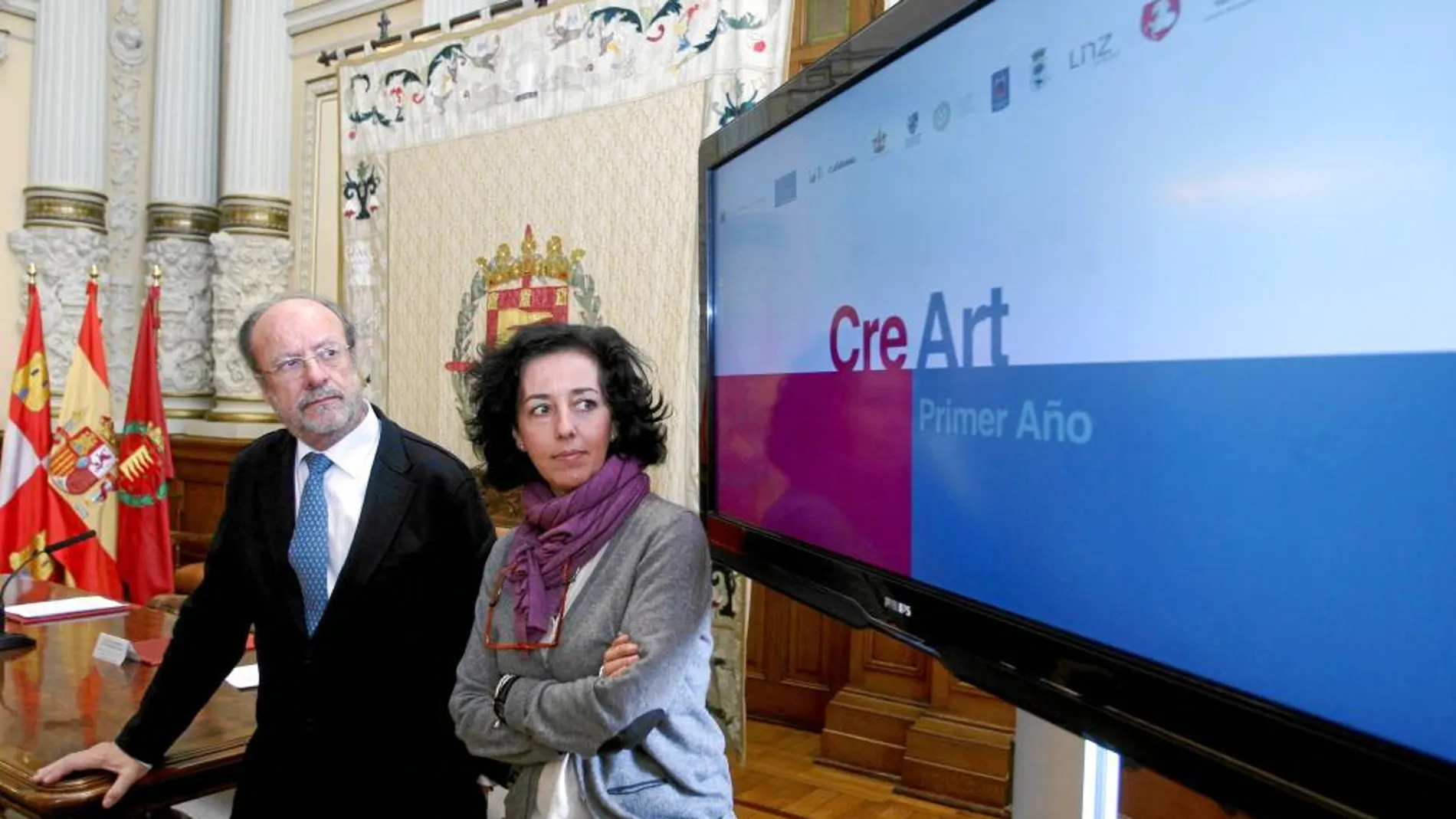 Javier León de la Riva y Mercedes Cantalapiedra durante el balance de la red CreArt