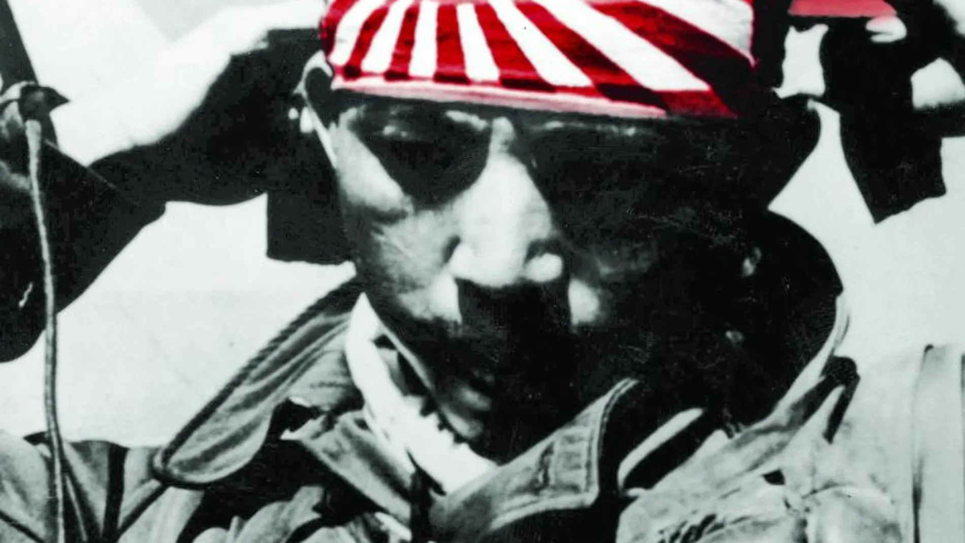 Diego Blasco Cruces. Ha quedado como el rasgo más característico de la indumentaria de los kamikazes. ¿Su nombre? Hachimaki, «frente-cinta», en una traducción literal.