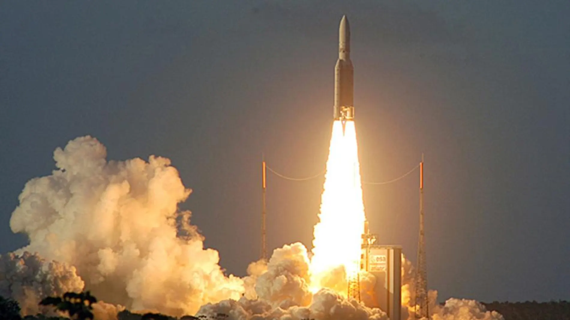 El cohete Ariane 5, en el momento de su lanzamiento
