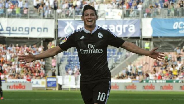 James firma dos goles en Granada.