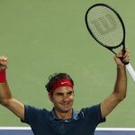 El suizo Roger Federer celebra su victoria sobre Tomas Berdych
