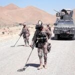 Militares españoles realizan labores de reconocimiento en la ruta Opal