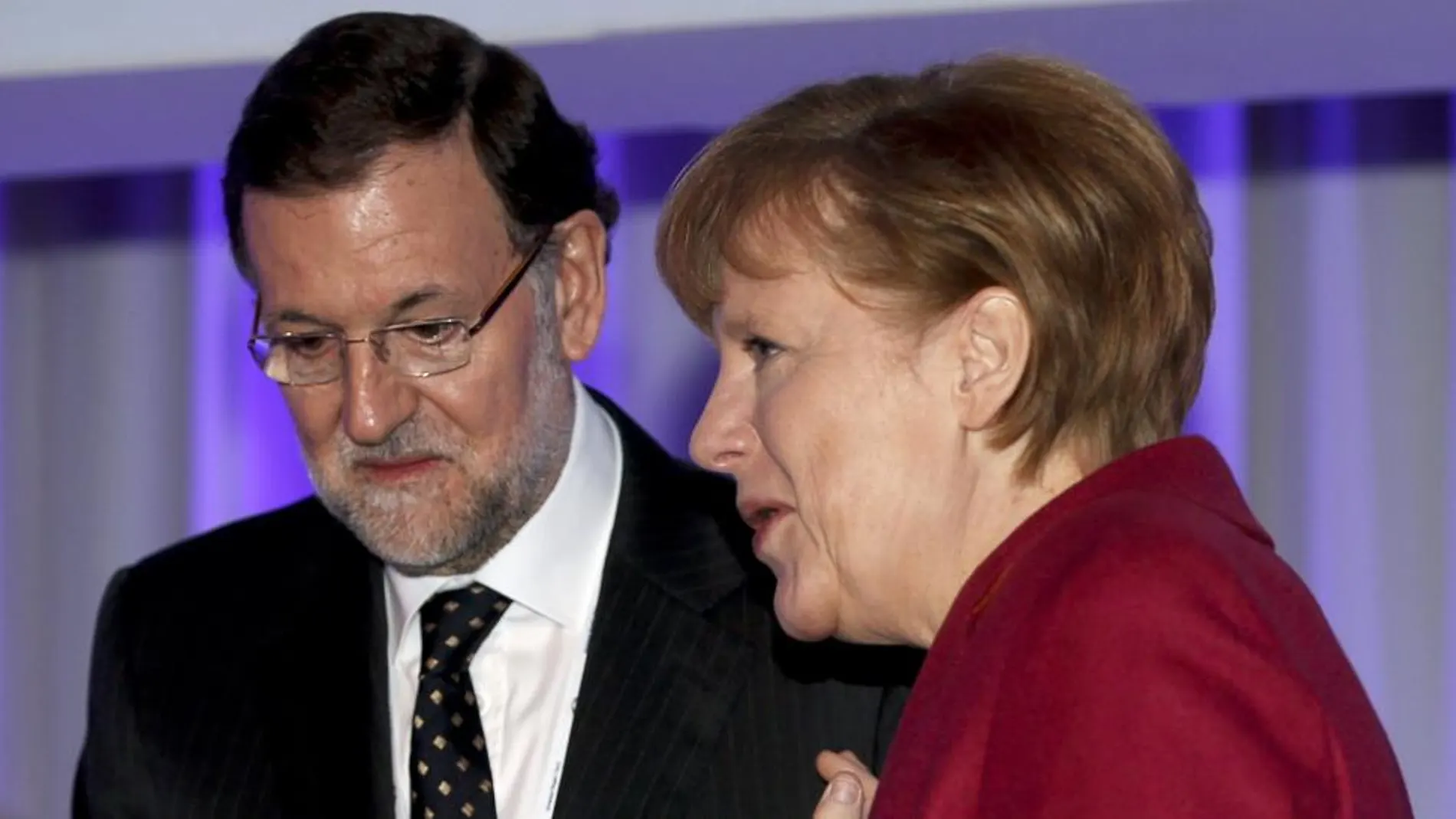 El presidente del Gobierno español, Mariano Rajoy, y la canciller alemana, Ángela Merkel, en una imagen de archivo