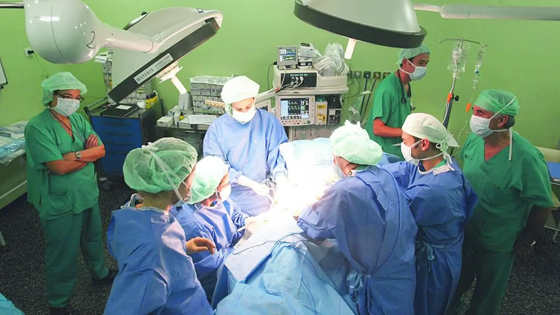 Imagen de una cirugía para extirpar un tumor de mama