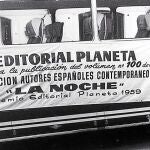 Un autobús anunciaba la concesión del premio en el año 1959