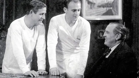 Alfredo Di Stéfano era el hombre que necesitaba Bernabéu para crear el gran Real Madrid. En la imagen, junto a Kopa