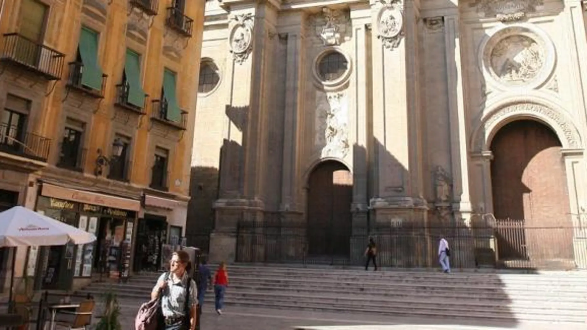 Imagen de archivo de la plaza de la catedral de Granada