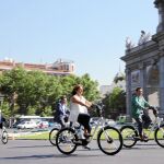 La alcaldesa de Madrid, Ana Botella y varios concejales estrenaron BiciMAD