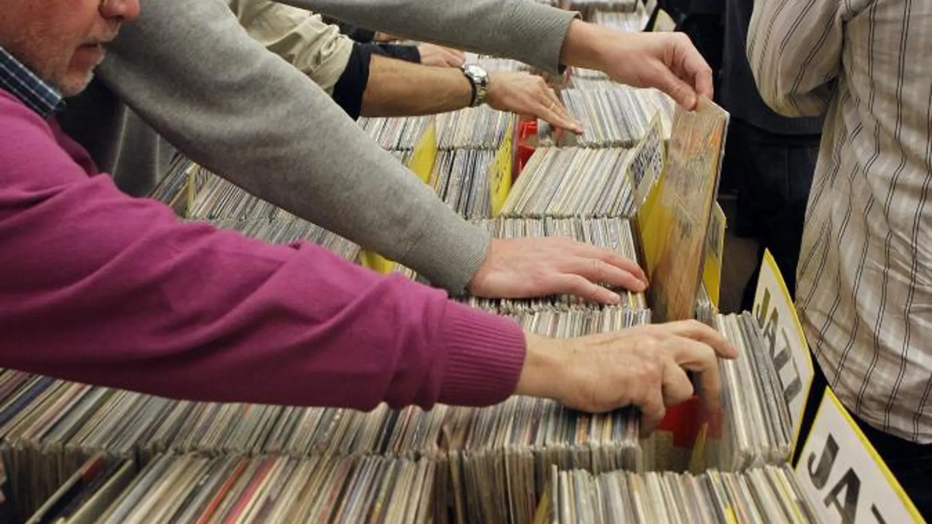 El renacimiento del vinilo: así ha superado en ventas al CD por primera vez desde 1980