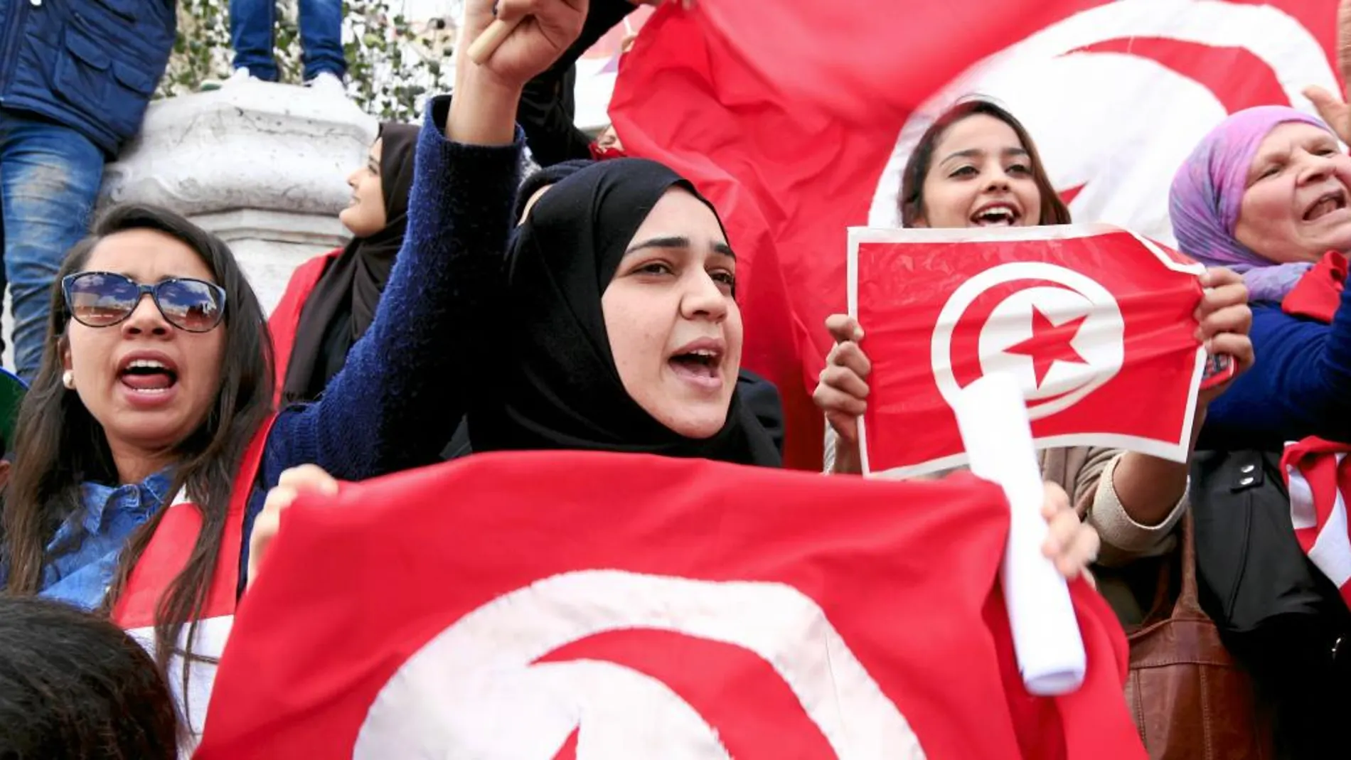 Los tunecinos volvieron a salir a la calle para protestar contra los ataques yihadistas