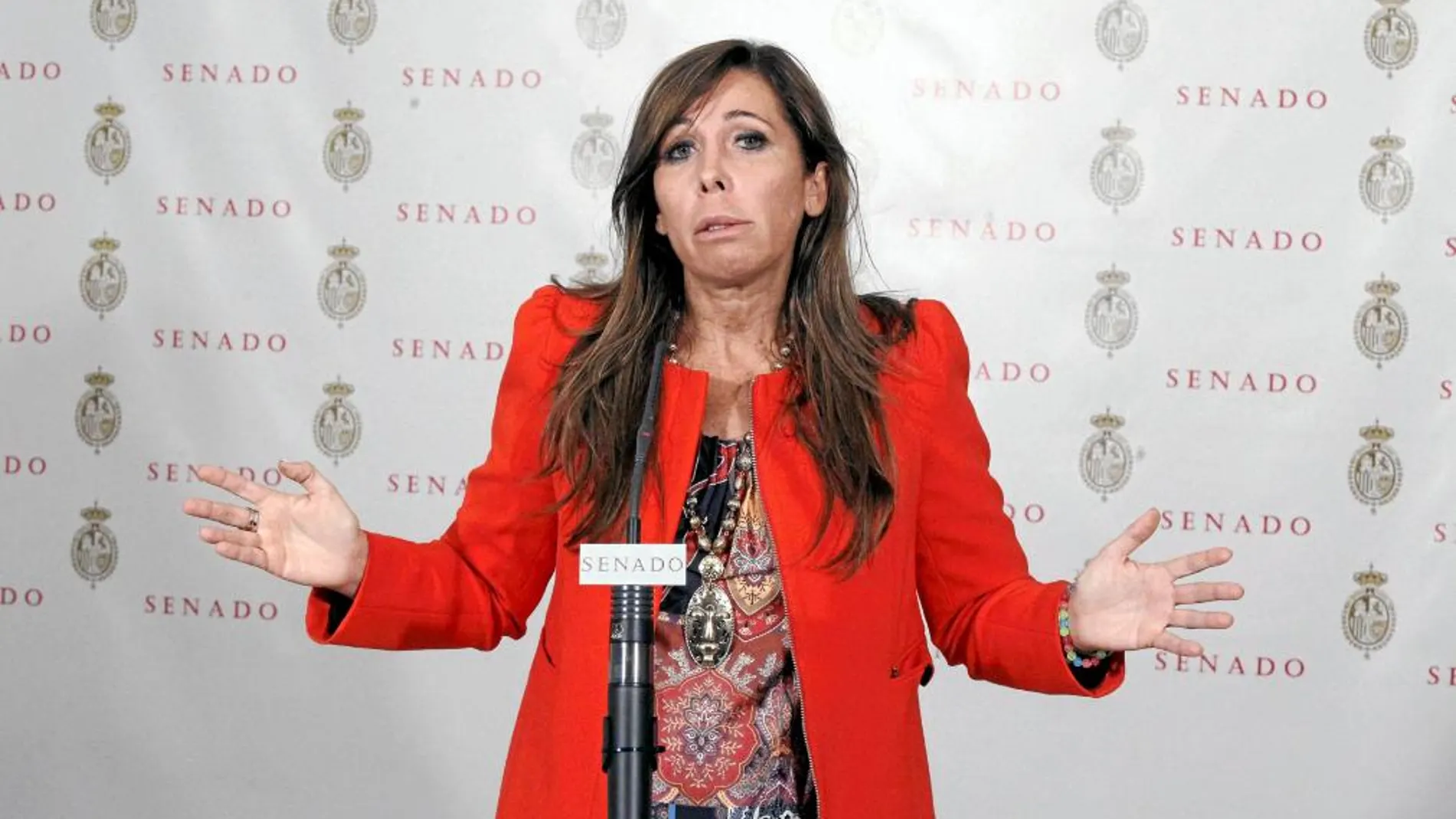 Alicia Sánchez-Camacho avisa de que el PP recurrirá la ley de consultas