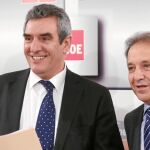 El PSOE: «Herrera debe dar un puñetazo encima de la mesa contra los presupuestos»