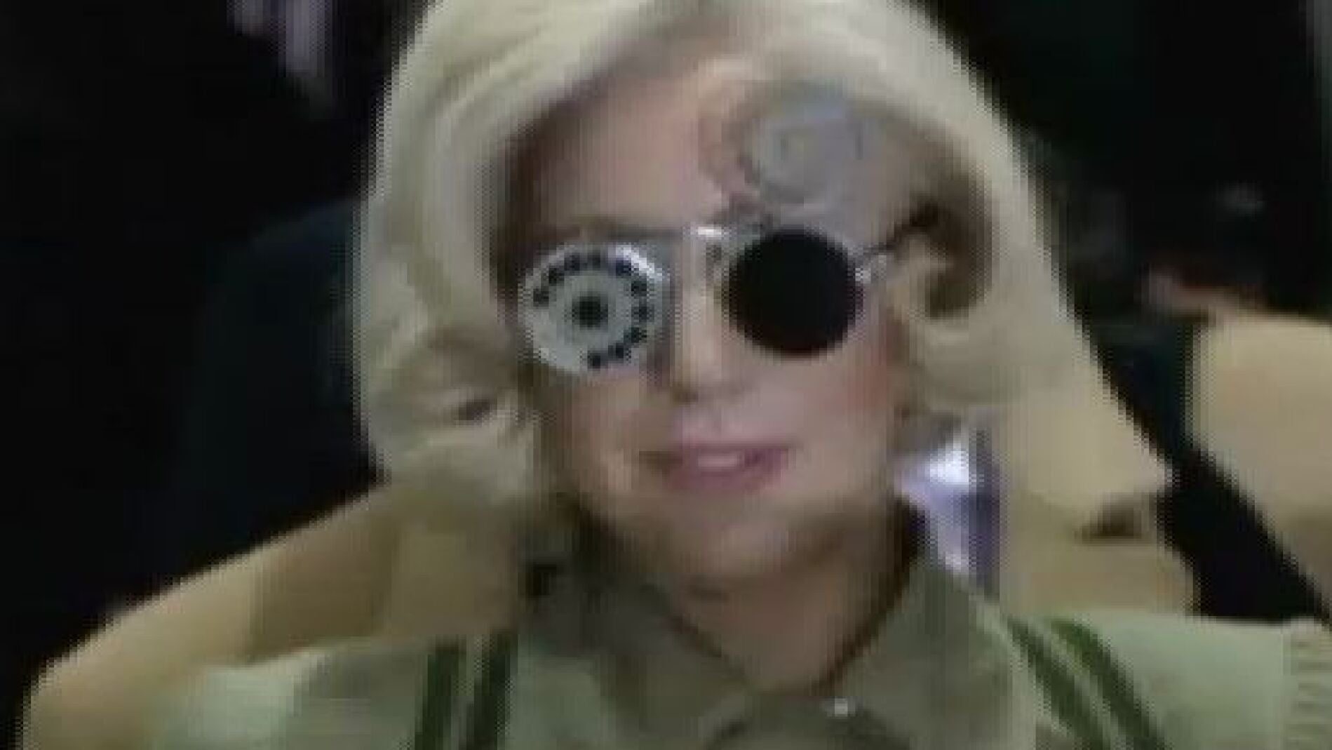 Las extravagantes gafas de Lady Gaga