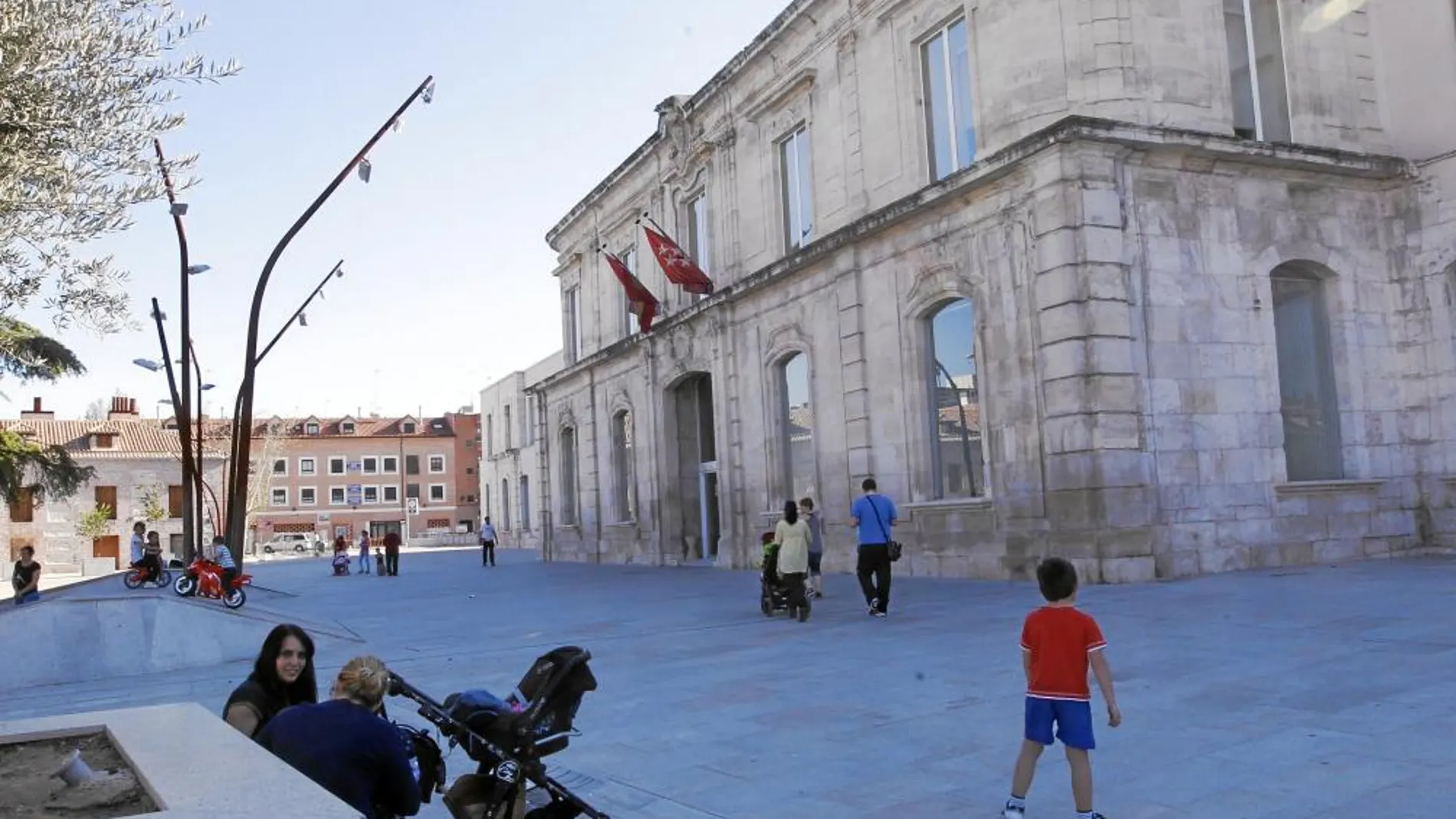 El Ayuntamiento de San Fernando de Henares sirvió a IU de «agencia de colocación», durante la