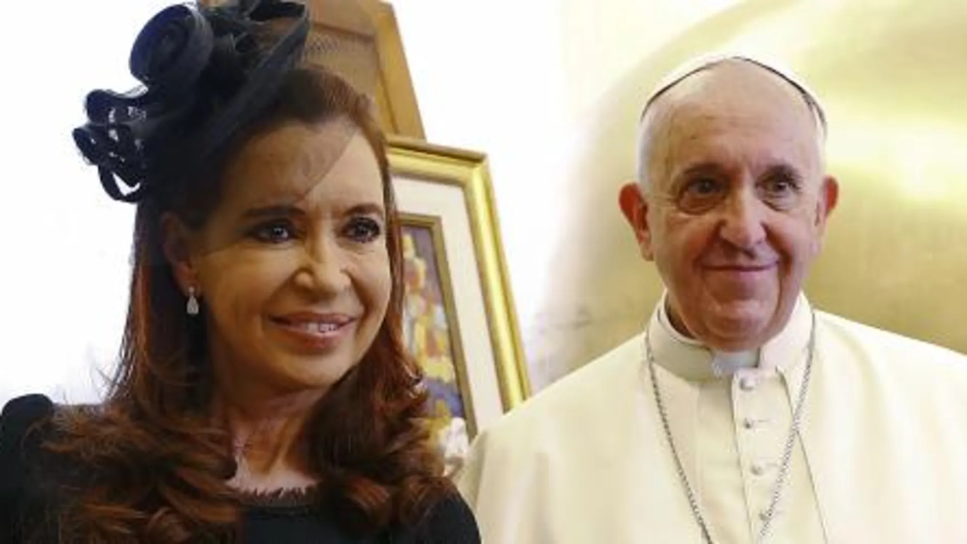 El Papa y la presidenta argentina, Cristina Fernández de Kirchner, durante el encuentro privado entre ambos celebrado hoy.