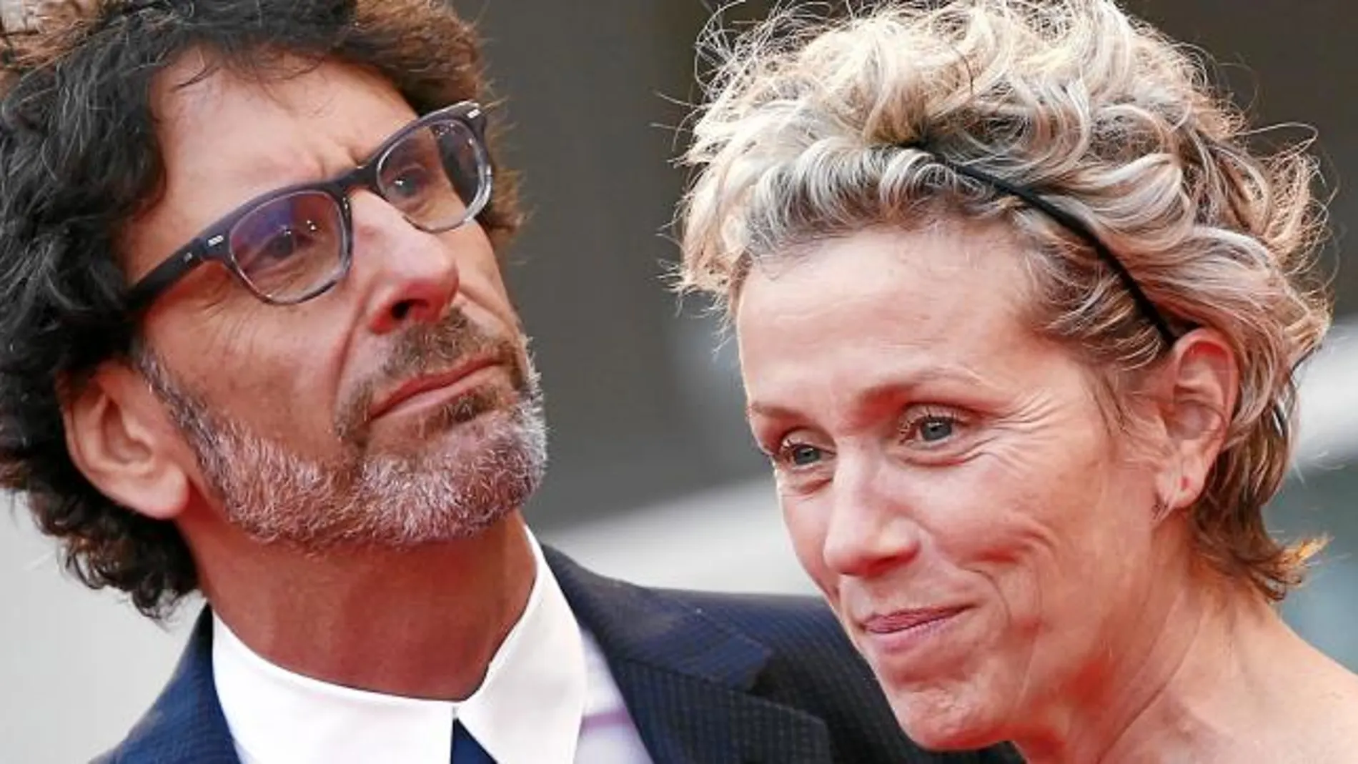 La actriz y Joel Coen, que estuvieron ayer en Venecia, llevan 32 años casados