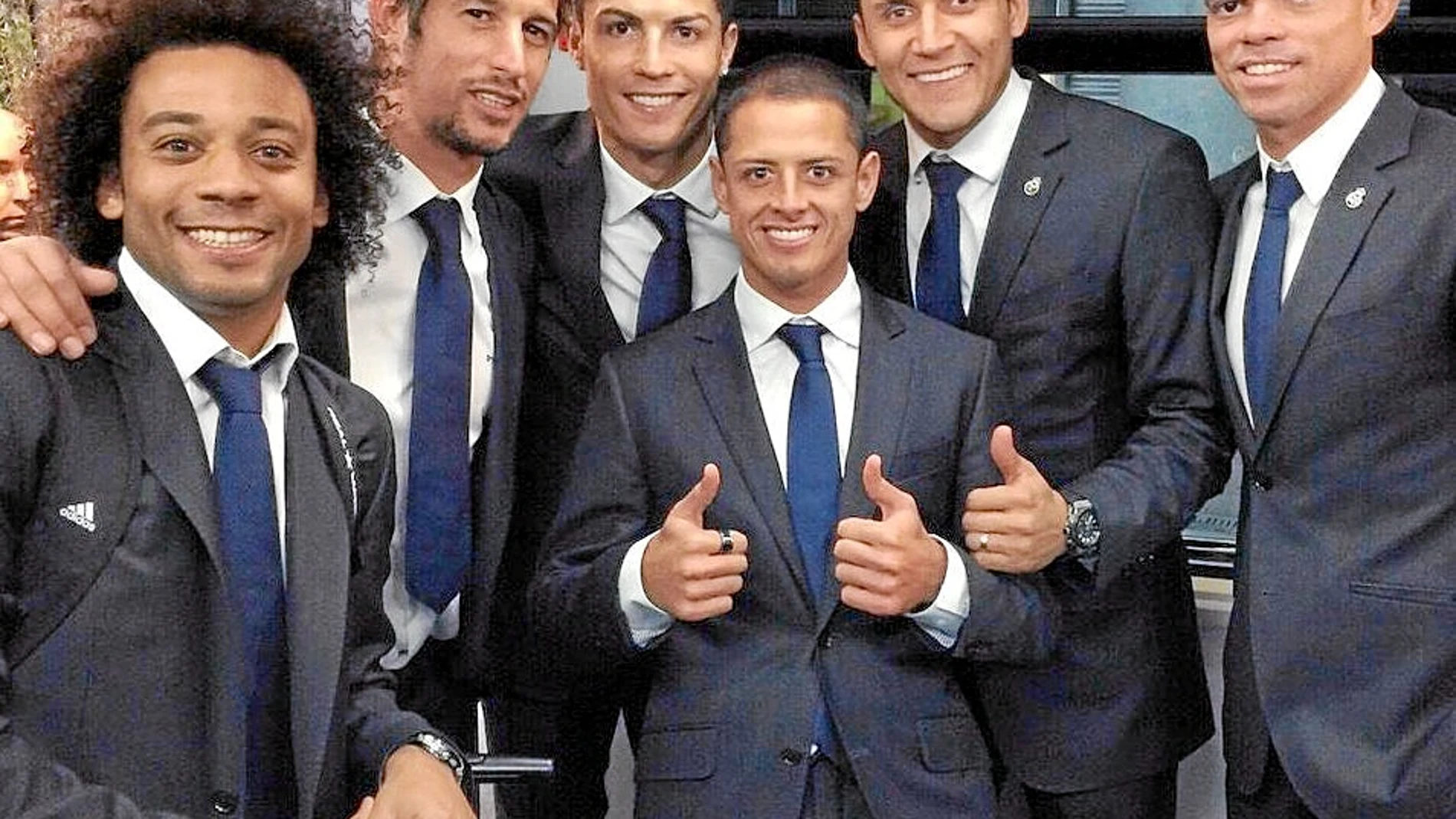 Los jugadores del Madrid, antes de partir hacia Rabat