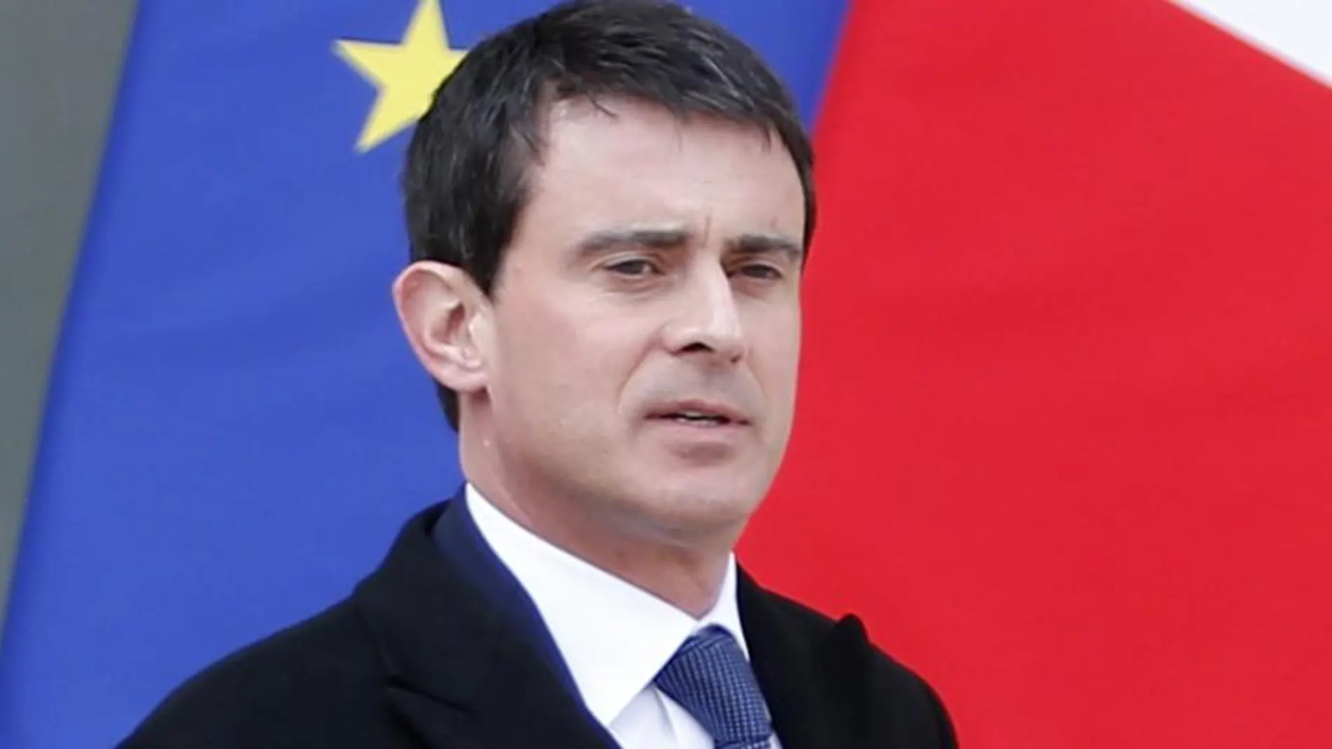 Hollande elige a Valls para encabezar un «gobierno de combate»