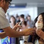 Test de temperatura en un aeropuerto de Corea