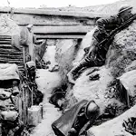 Soldados británicos en las trincheras durante la batalla del Somme, en 1916