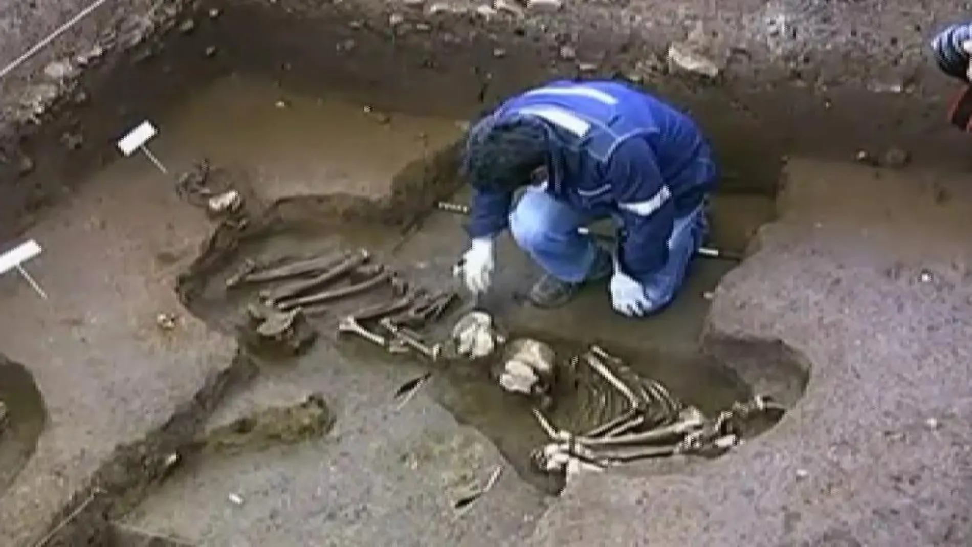 Hallan en Perú tumbas preincas de 3.000 años de antigüedad