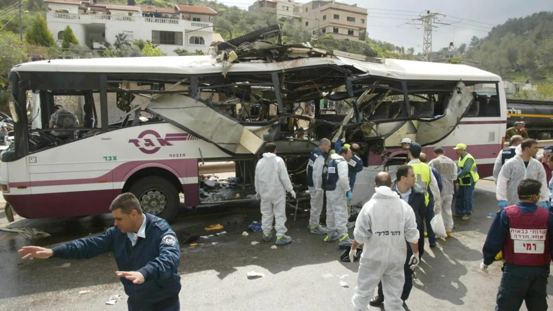 Atentado suicida en un autobús en el norte de Israel en 2002