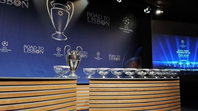 Imagen del escenario donde se ha celebrado el sorteo de la Liga de Campeones