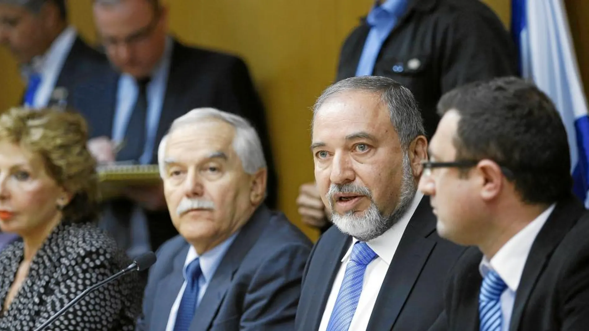 Liberman, ayer, durante una sesión en el Parlamento, en Jerusalén