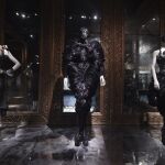 Diseños gótico-románticos del creador británico Alexander McQueen
