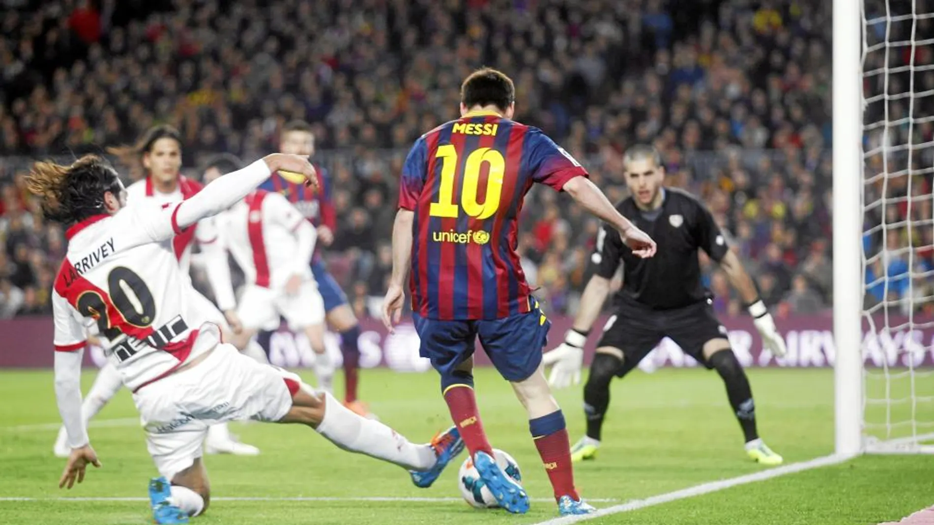 Messi fue una pesadilla para la defensa del Rayo durante toda la tarde