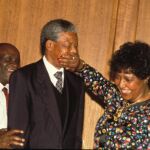 Imagen de 1980 del fallecido Nelson Mandela y Winnie Madikizela-Mandela