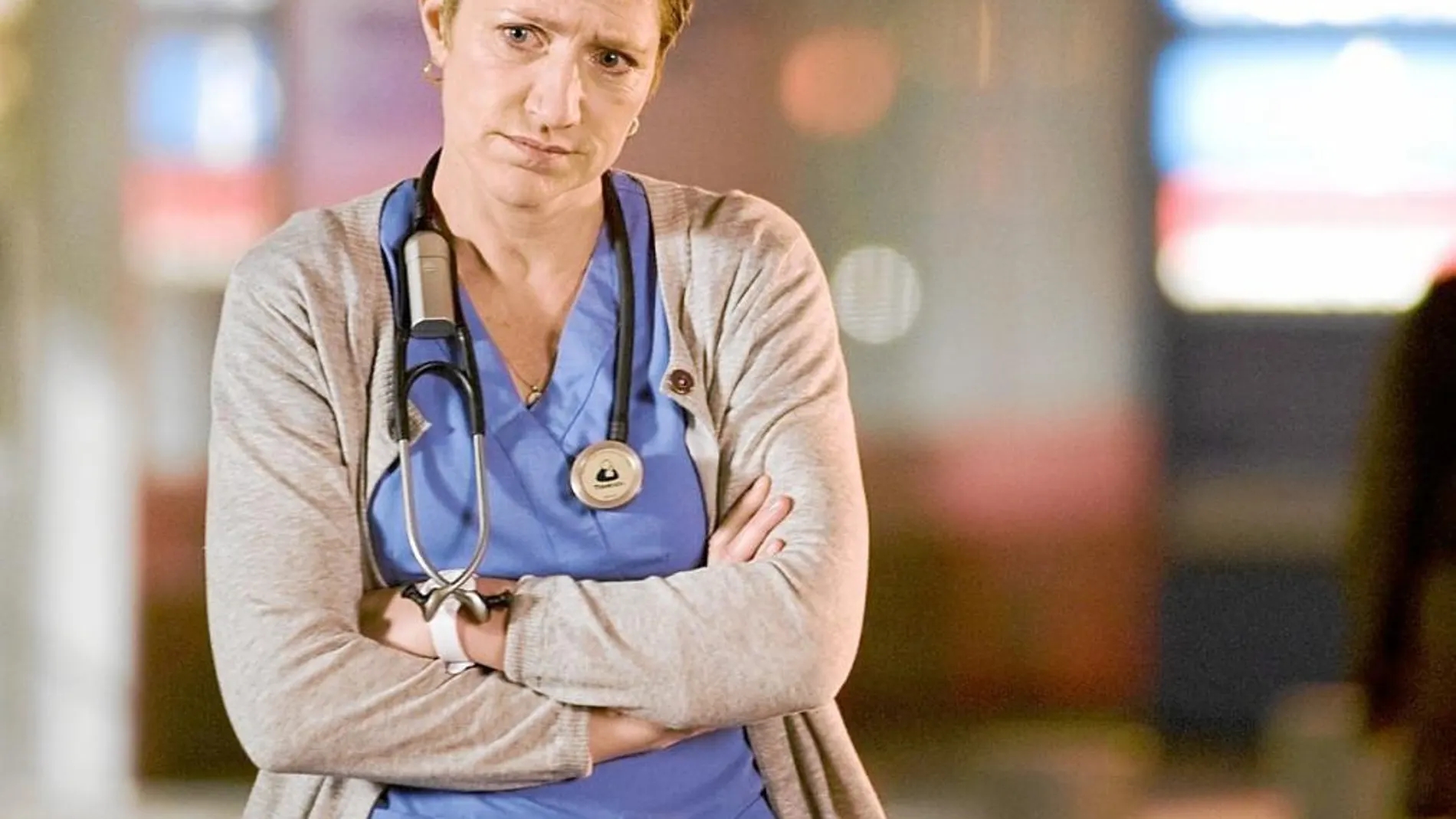 Calle 13 estrena en exclusiva la quinta temporada de «Nurse Jackie».Hora: 23:20