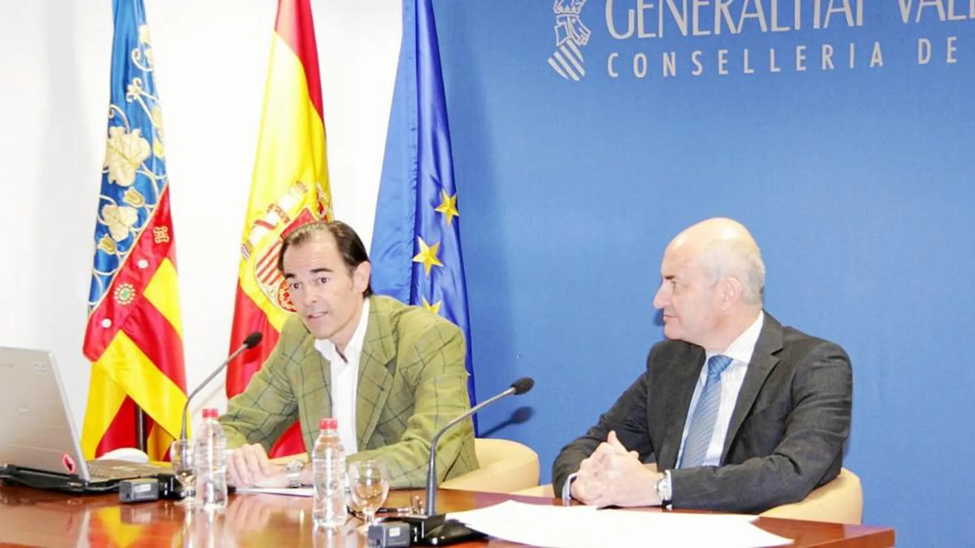 El conseller de Sanidad, Manuel Llombart, significó ayer la enorme solidaridad de los valencianos donantes