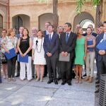 Bonig y el director de Patrimonio de Bankia, junto con alcaldes y ediles