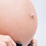 Beber durante el embarazo podría convertirse en delito en Gran Bretaña