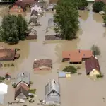 Defensa ofrece la ayuda de la UME tras las inundaciones de los Balcanes