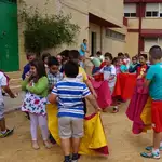  Morante acerca la Tauromaquia a 2.500 niños de La Puebla del Río