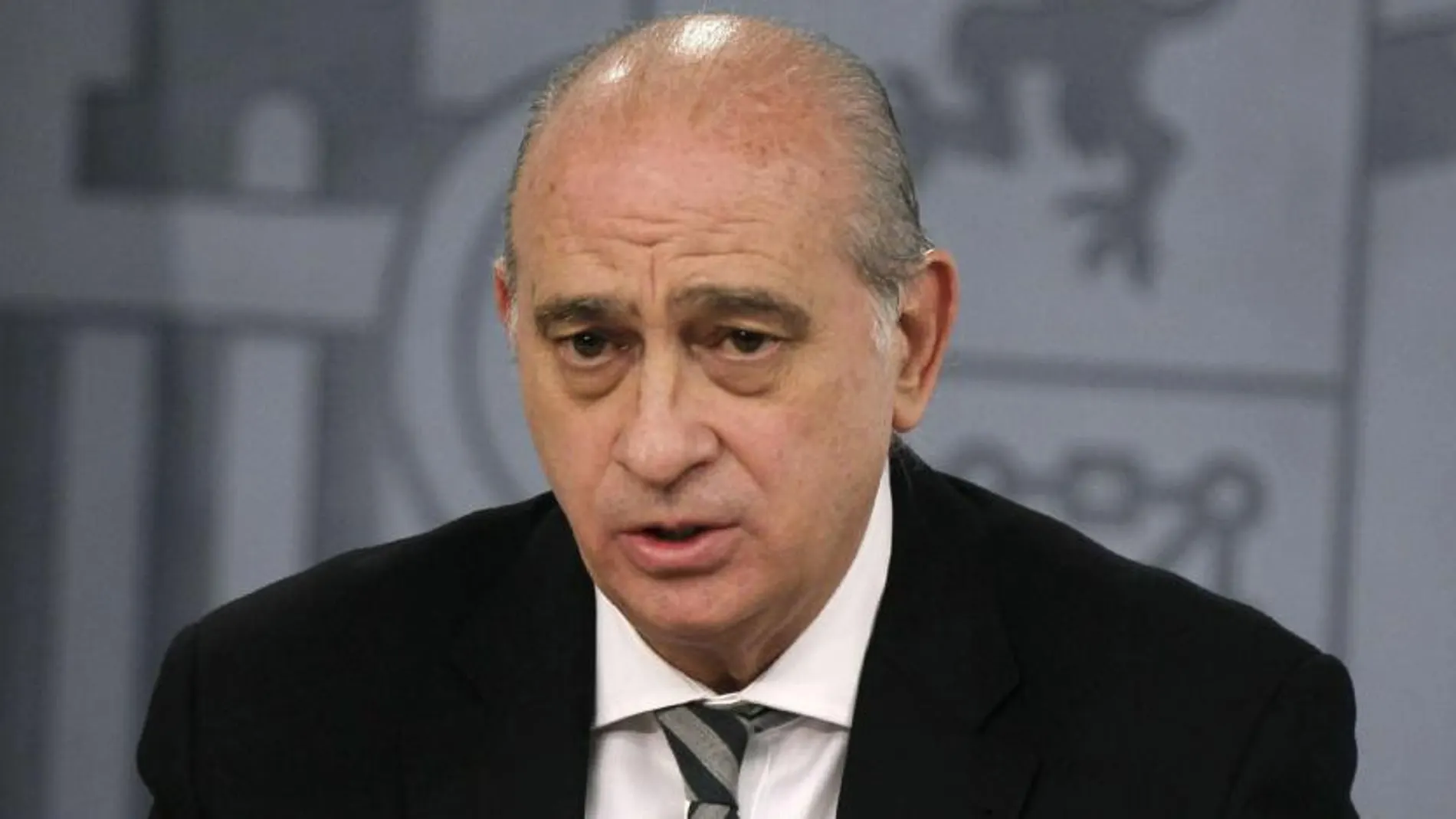 El ministro del Interior, Jorge Fernández Díaz, tras la rueda de prensa del Consejo de Ministros