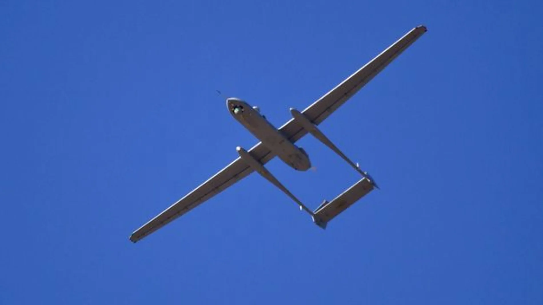 Cinco drones de origen desconocido sobrevuelan París por segunda noche consecutiva