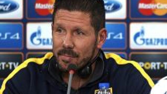 Diego Simeone durante la rueda de prensa en Lisboa
