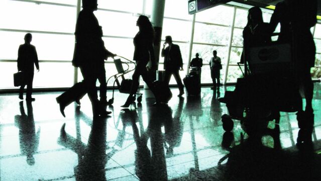 Más de 3,6 millones de pasajeros viajan a la Comunitat en aerolíneas low cost