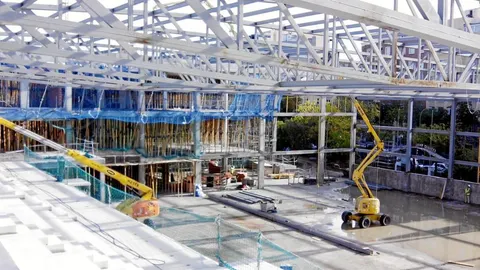 El polideportivo de Vallehermoso abrirá en 2014