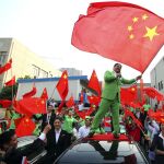 El excéntrico millonario Chen Guangbiao ¡