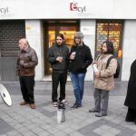 Medio centenar de personas se han sumado ya en Valladolid a esta organización, que se presentaba ayer con un «desayuno de empresa» en la calle frente a la sede del Ecyl