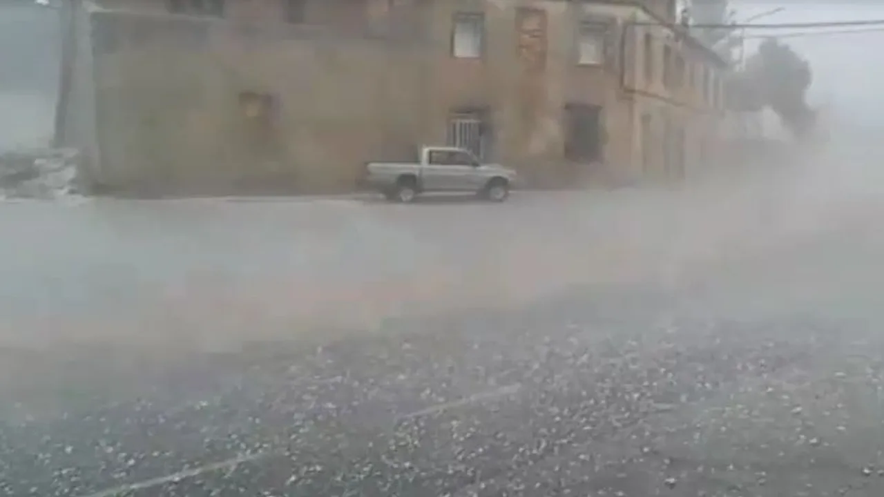 Aemet emite avisos por lluvias fuertes para este lunes en estas zonas de Valencia y Alicante