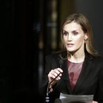 La Reina Letizia da un discurso durantre la inauguración de la mayor exposición dedicada al pintor Diego Velázquez (1599-1660) en Europa Central