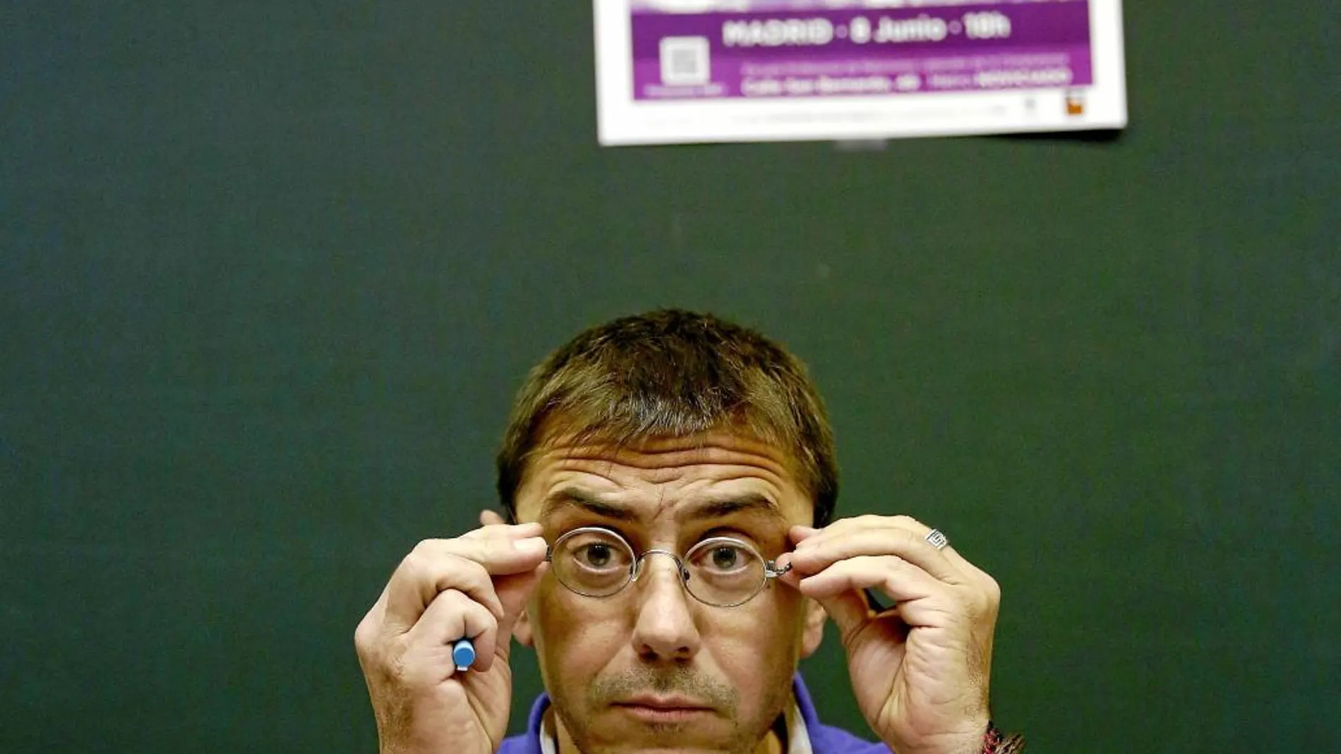 Monedero, ayer, en un acto en el que defendió la renta básica de Podemos